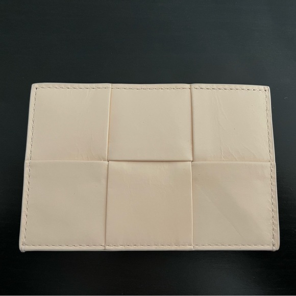 ‼️SOLD‼️ Bottega Veneta Card Holder - Picture 2 of 3